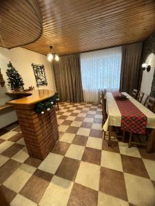 Артемів двір