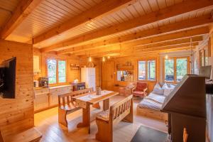 Krasonoš - Jedovnice v Moravském krasu