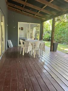 Rent a nice house in a quiet area of El Tesoro