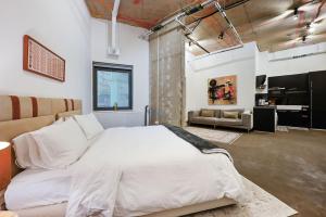 Industrial Chic 1BR Loft Near Paddington Basin