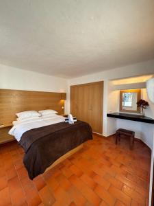 Villa Valentina-Sunny 2 Bedroom House with Pool