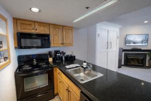 165 Ski-In Ski-Out Studio at Park City Mountain Resort, Pool, Hottub, Gym, studio