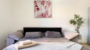 central in Los Cristianos Balcony and beach on foot