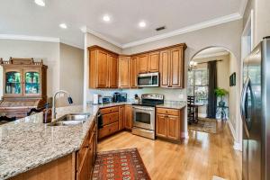 Prime Tampa Location | Walk to Armature Works