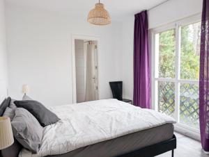 Puerto Banus! Sunny & comfy 2 bd with pool and terrace