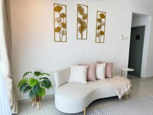 NEW 3BR Pool and City View at Seri Serindit Melaka