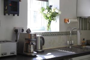 Abbey Cottages - Otters Holt