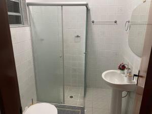 Seu refúgio com três quartos e garagem gigante