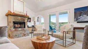 Side-by-Side Homes Multi-level with Views Ski Trail