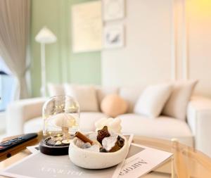 Maison Sage-Space Residency-KSL-2BR-Projector-6Pax