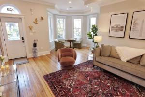 Turreted Townhouse - full of wonders