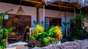 BOUGAIN VILLA -nice for couple