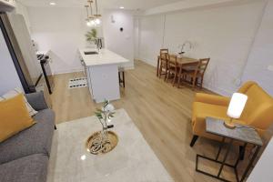 Parkside Living - Steps from Lincoln and Stanton Park - 2 bedroom