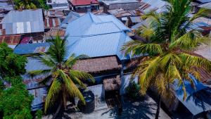 PALM - 2minutes walk to the beach