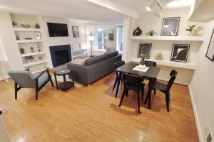 DC Dweller Eastern Market Gem - 1 bedroom