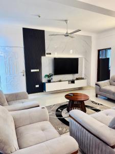 3BR classic Modern Apartment