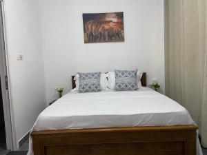 Tersenliving luxury apartment with rooftop pool