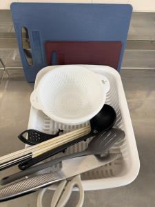 Cozy Family Room 305