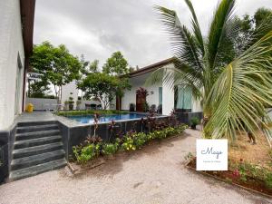 Gs - 2BR Pool Property