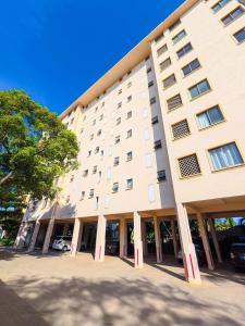 One Bedroom with Swimming Pool 900m from Sarova Whitesands