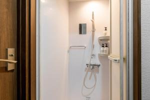 -Centray Okachimachi 102- 1 minute to Akihabara Station and Ueno Station without transfers!