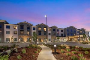 Cambria Hotel Templeton - Paso Robles