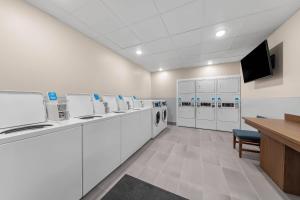 Everhome Suites San Bernardino - Loma Linda