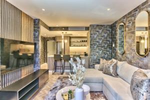 Luxury Apartment - Foreshore Place