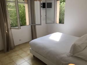 Villas Villa des carassins : Villa 3 Chambres