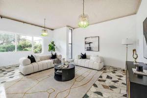Comfortable House-shared accommodation