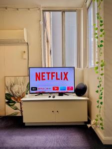 City Hideaway - Heart of Sydney W Rooftop Pool & FREE Parking