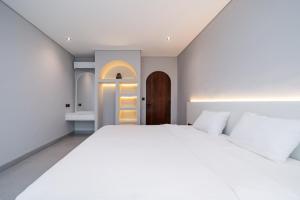 Elegant European 2BR Retreat with Spacious Living