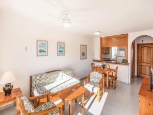 Lively Apartment with Large Pool