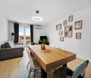 T3 Moderne, spacieux & climatisé - Parking Privé