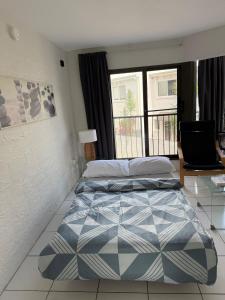 Beachfront Unit 5 at Sea Chalets, Sixth Avenue