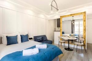 Cozy studio Paris 17th near Arc de Triomphe