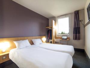 Hotels B&B HOTEL Marne-la-Vallee Bussy-Saint-Georges : Chambre Triple