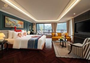 Diana Cruises Halong Bay - Beauty by Venus Group