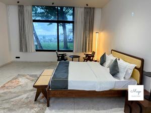 SwarGa - The Lake Retreat by MagoStays