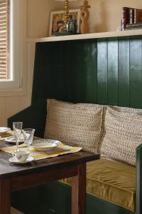 Designer Cabins With Panoramic Views