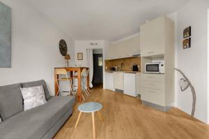 La Bulle Bleue - Parking-Terrasse-aéoport-MEET