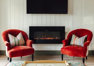 Dumbarnie East Cottage