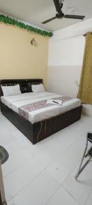 Hotel M C Residence