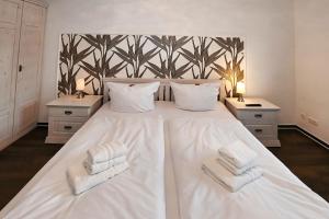 Bernstein Mare Luxor Penthouse 01