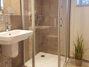 Bernstein Mare Rose Apartment 1