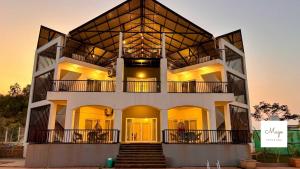 The Ranch by MagoStays - 6BR Pool Farmstay