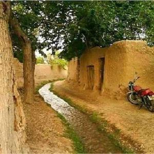 Gate Way to the Stars