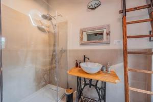 Appartamento con piscina e giardino - Olivo