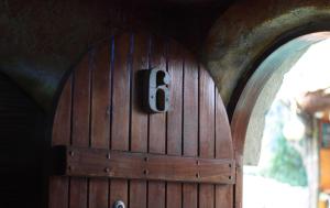 Lonesome George Ecolodge