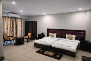 InstaStay Inn